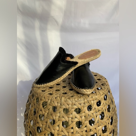 Zara Flat Mules Size 8. Leather with fringe. Black. - Picture 1 of 5